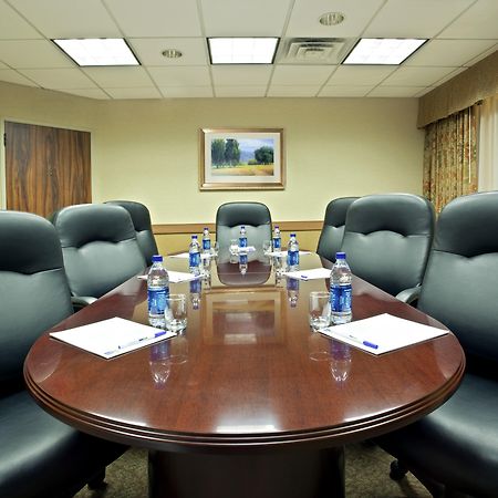 Holiday Inn Express Hotel & Suites Pittsburgh Airport By Ihg Robinson Township  Bagian luar foto
