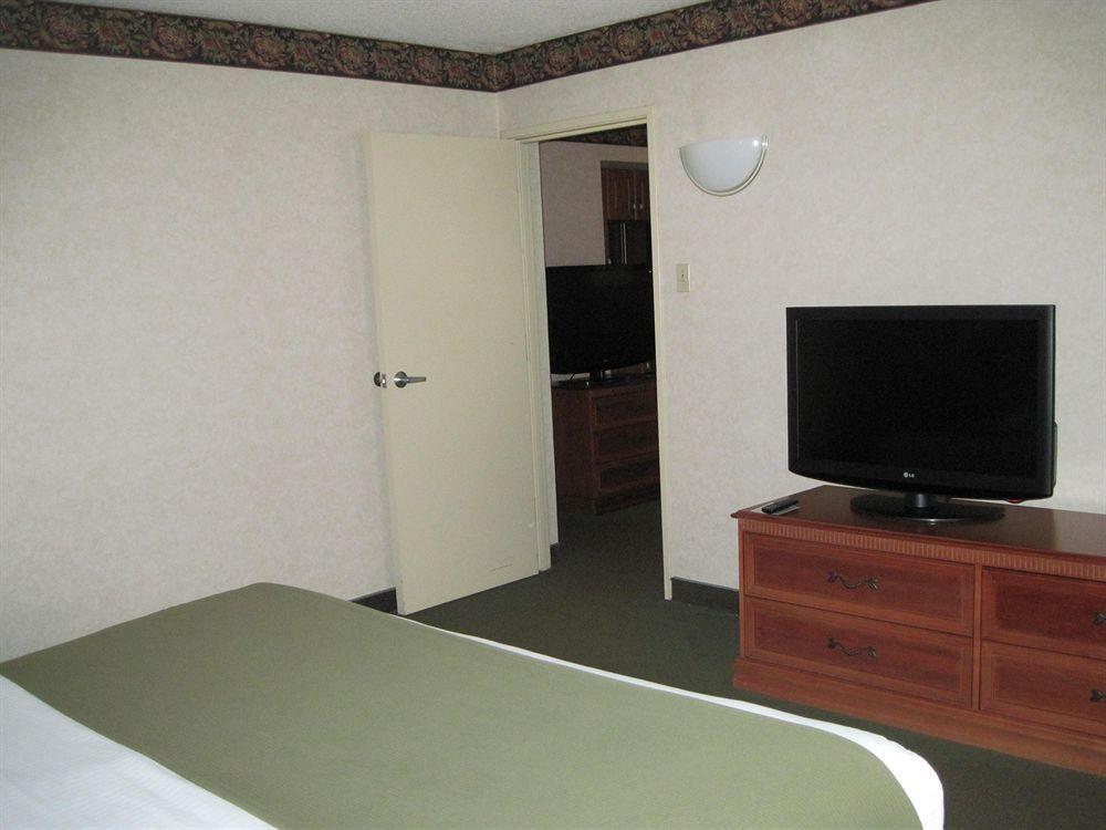 Holiday Inn Express Hotel & Suites Pittsburgh Airport By Ihg Robinson Township  Ruang foto