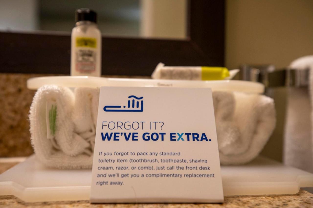 Holiday Inn Express Hotel & Suites Pittsburgh Airport By Ihg Robinson Township  Bagian luar foto