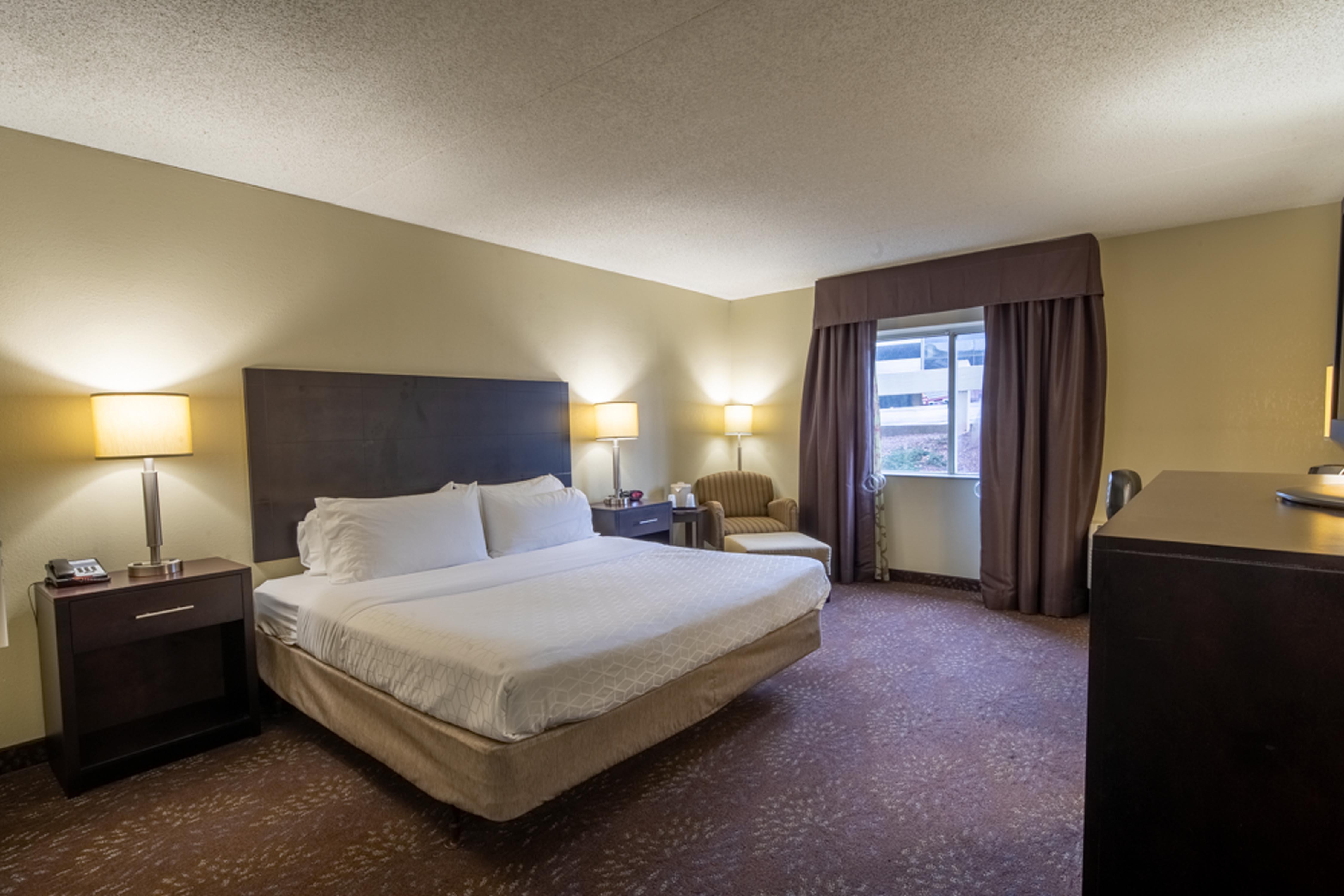 Holiday Inn Express Hotel & Suites Pittsburgh Airport By Ihg Robinson Township  Bagian luar foto