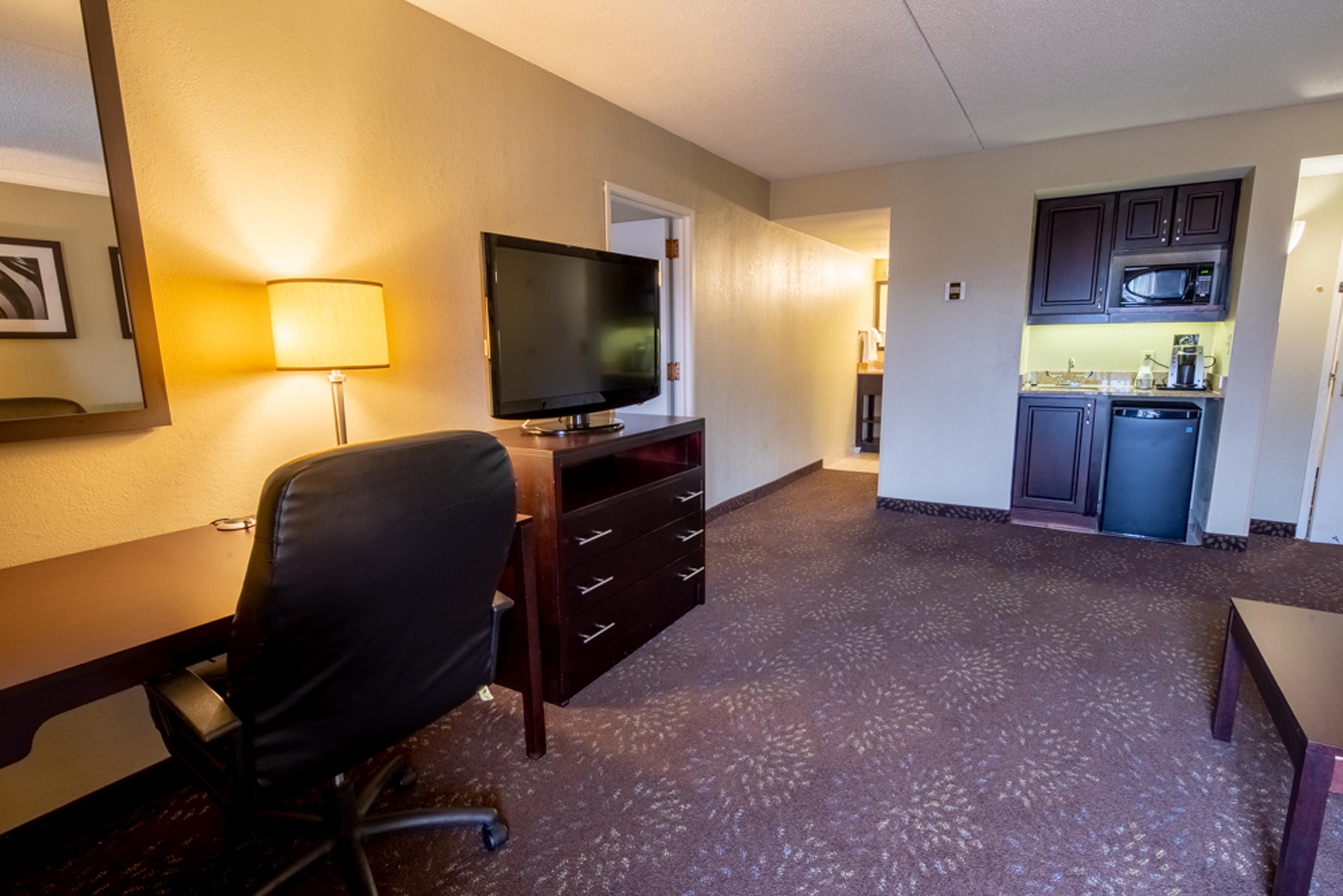 Holiday Inn Express Hotel & Suites Pittsburgh Airport By Ihg Robinson Township  Bagian luar foto