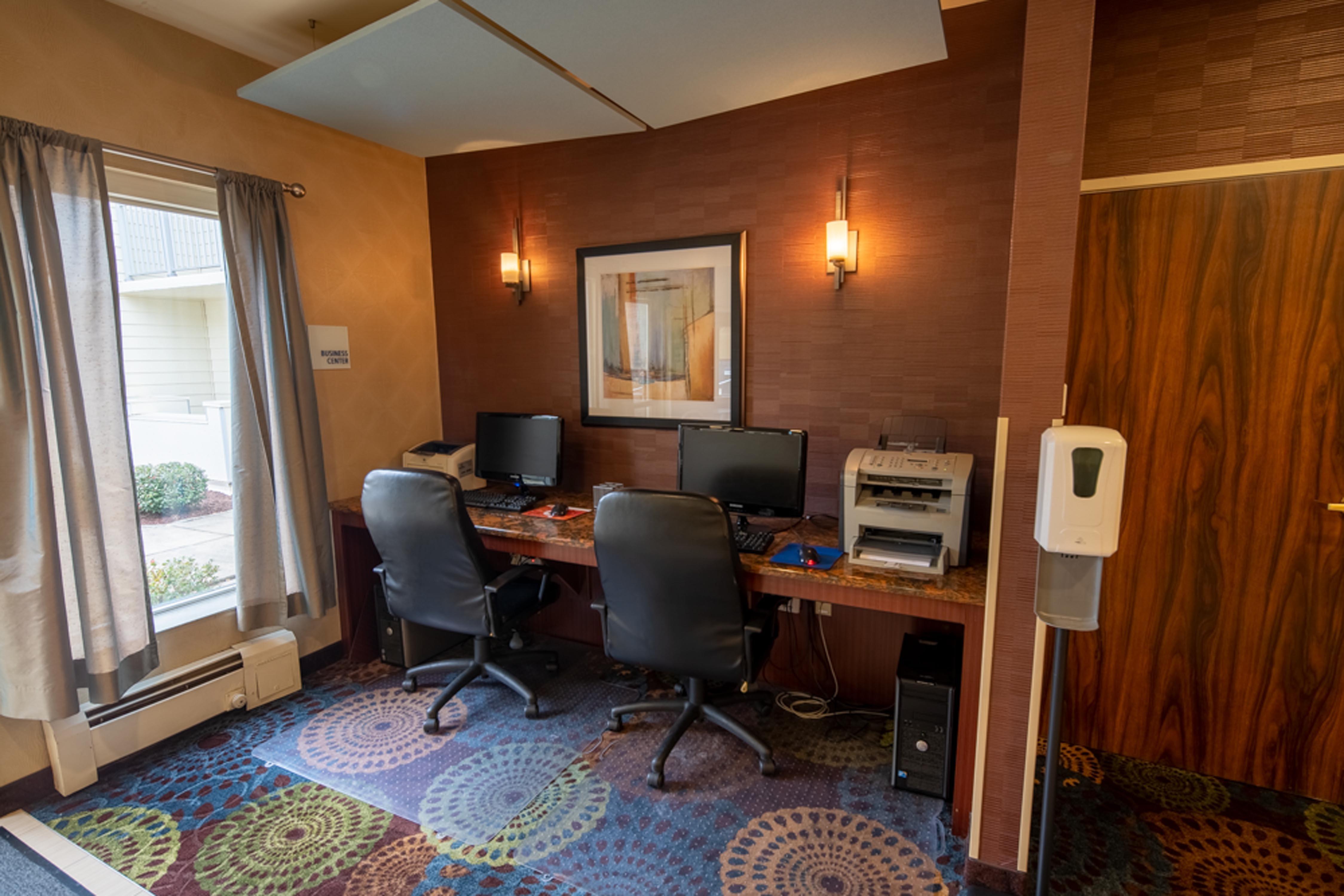 Holiday Inn Express Hotel & Suites Pittsburgh Airport By Ihg Robinson Township  Bagian luar foto